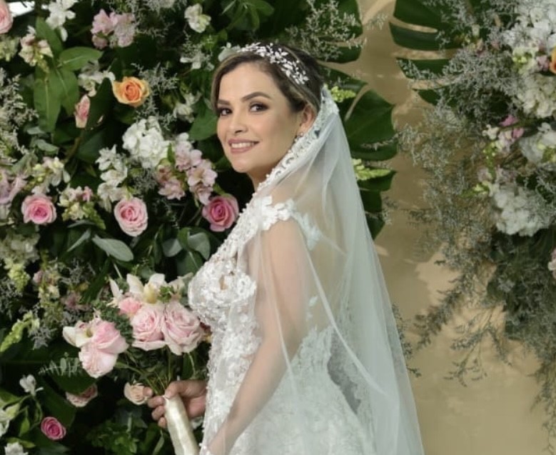Maquillaje para novias, paquete oro